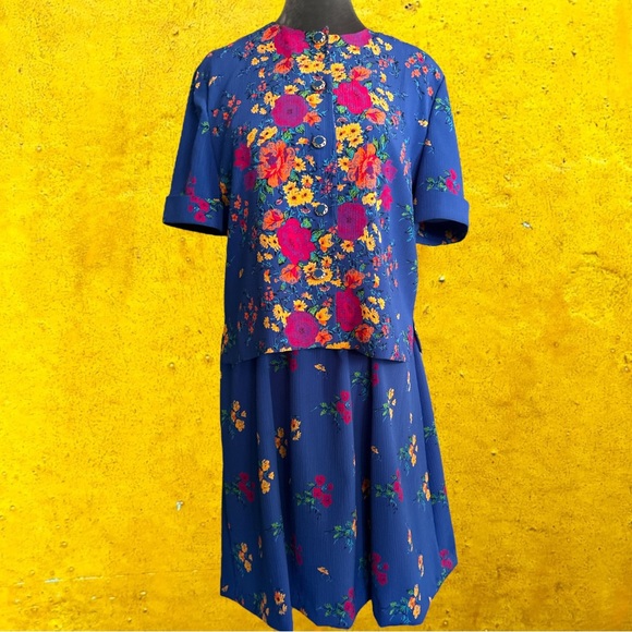 Leslie Fay vintage vibrant blue with floral bouquets two piece coordinated set - Picture 1 of 6